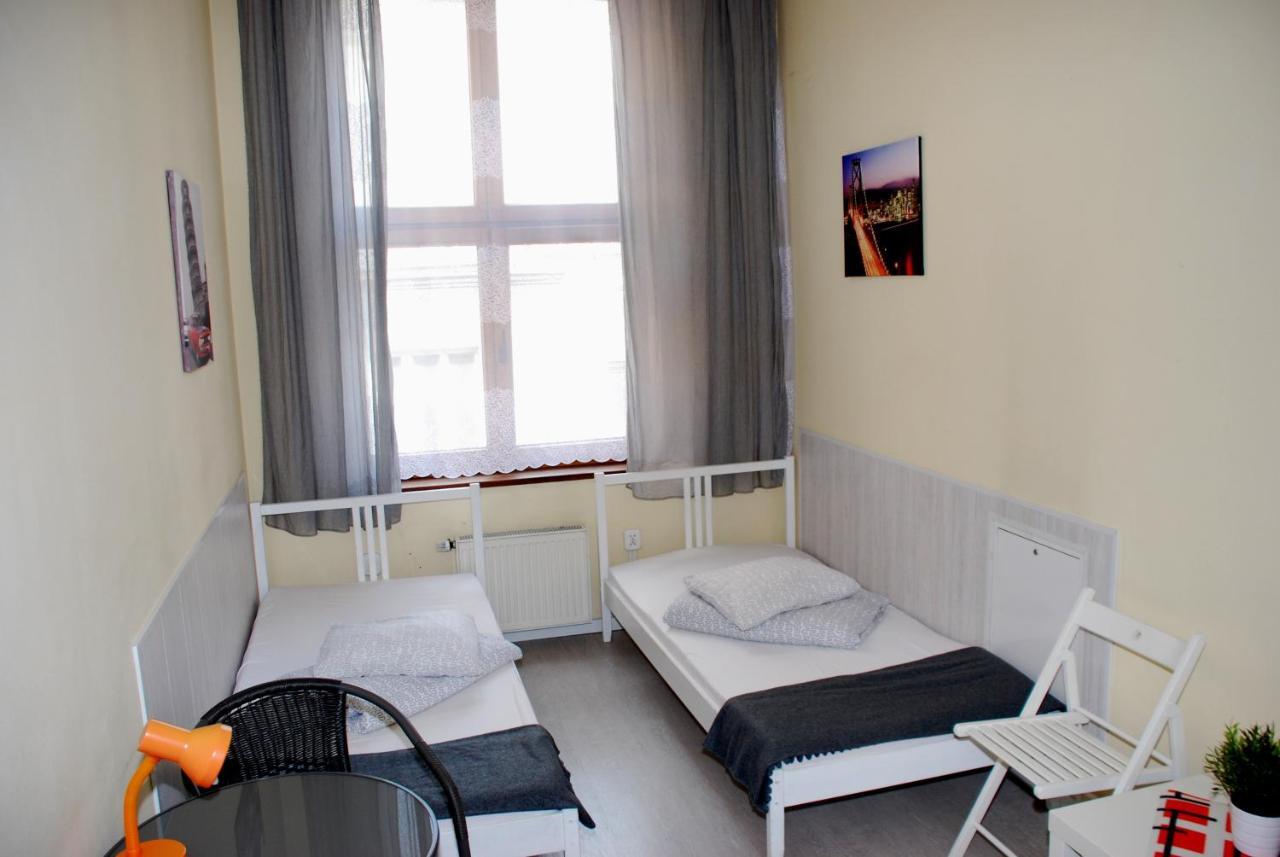 Hostel Kamienica Rynek 7 Katowice Esterno foto