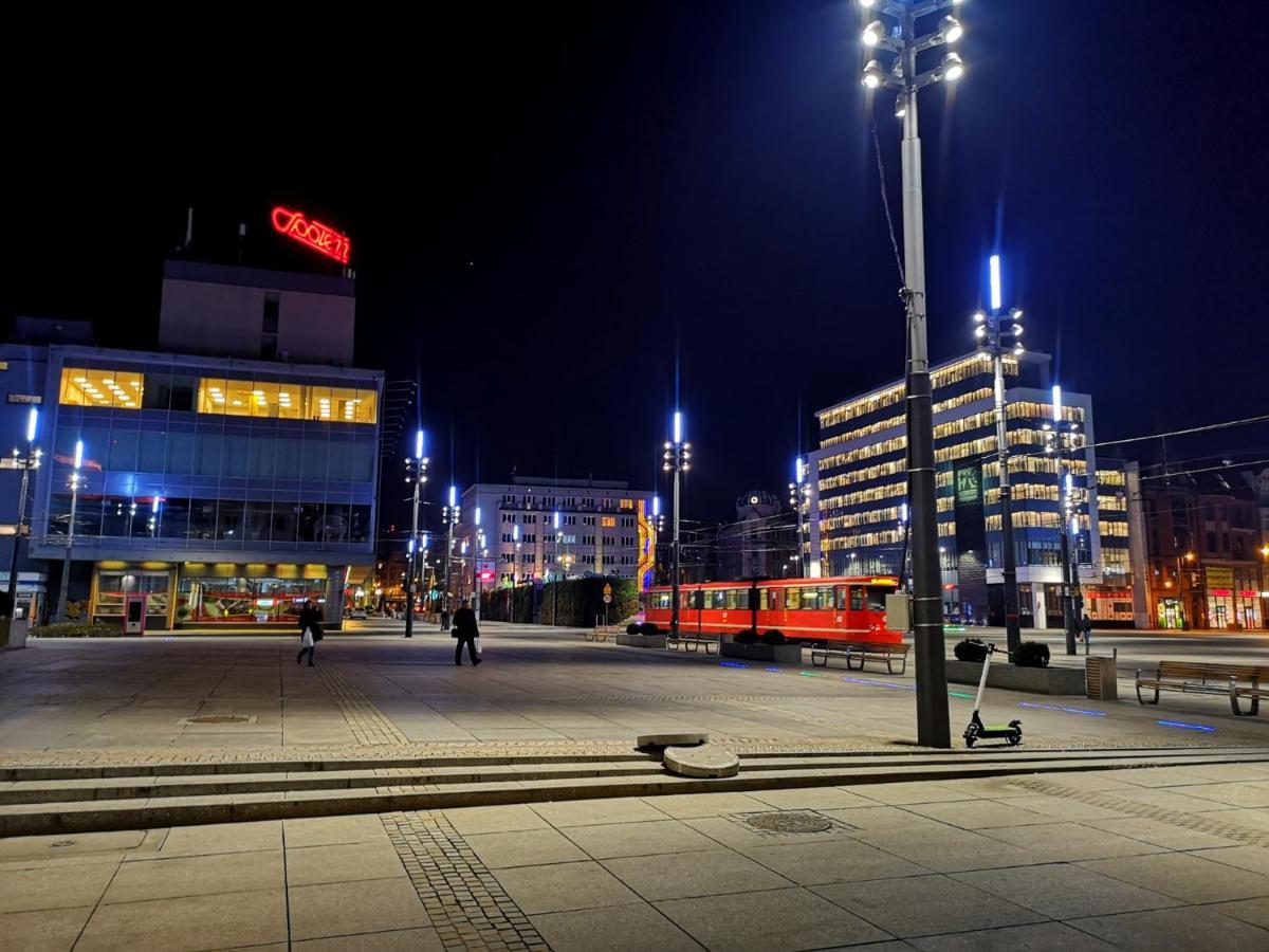 Hostel Kamienica Rynek 7 Katowice Esterno foto